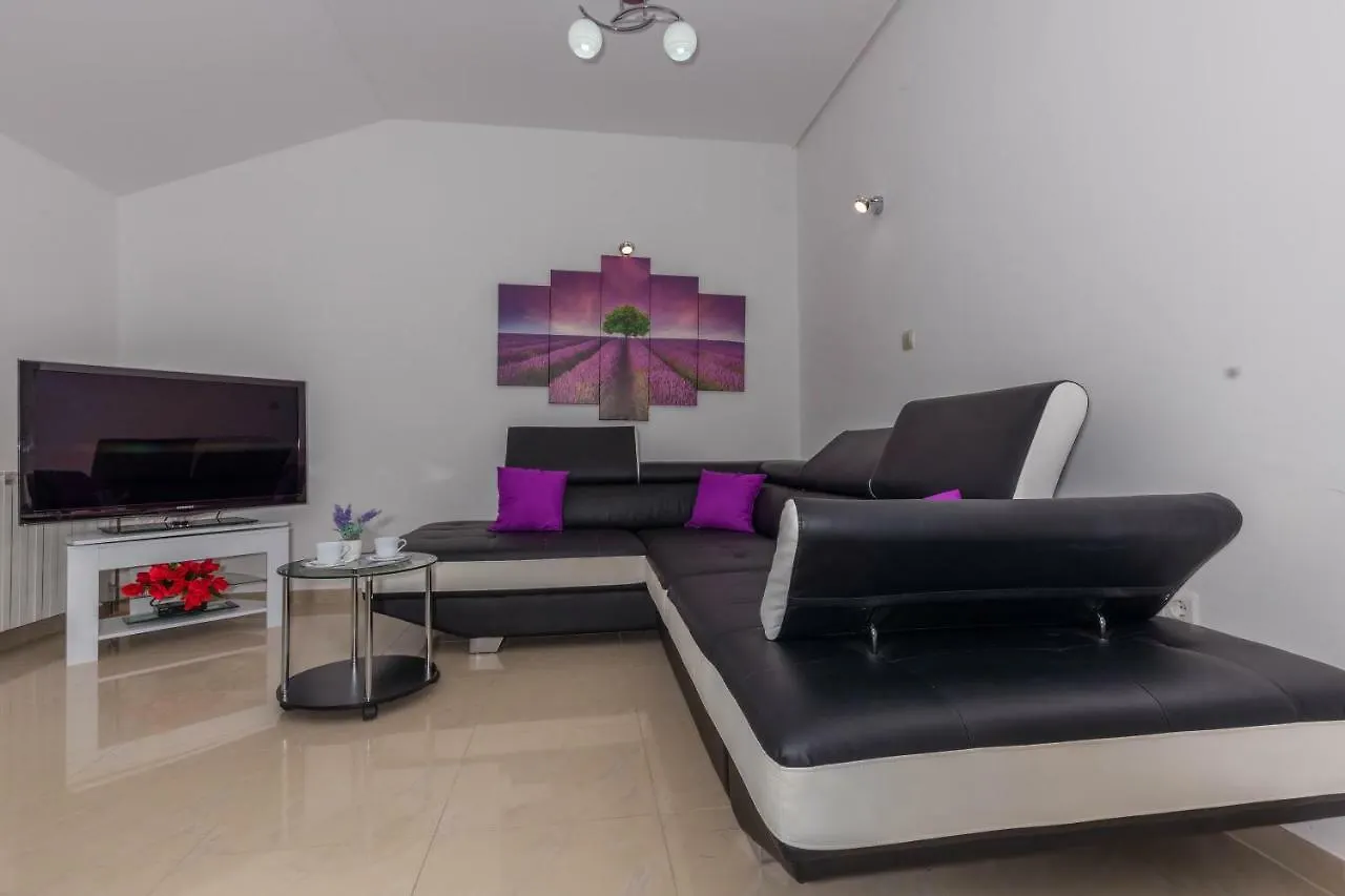 Villa Rossa Apartments Kampor Horvátország