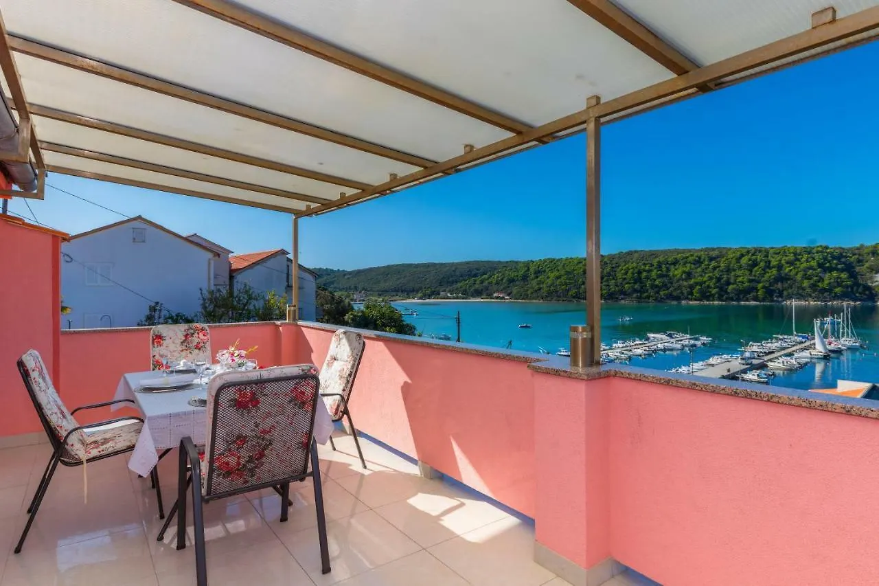 Villa Rossa Apartments Kampor