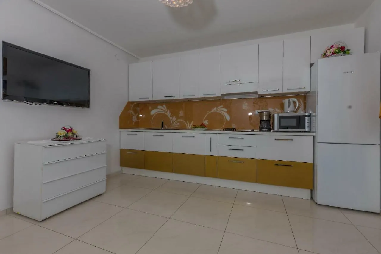 Villa Rossa Apartments Kampor