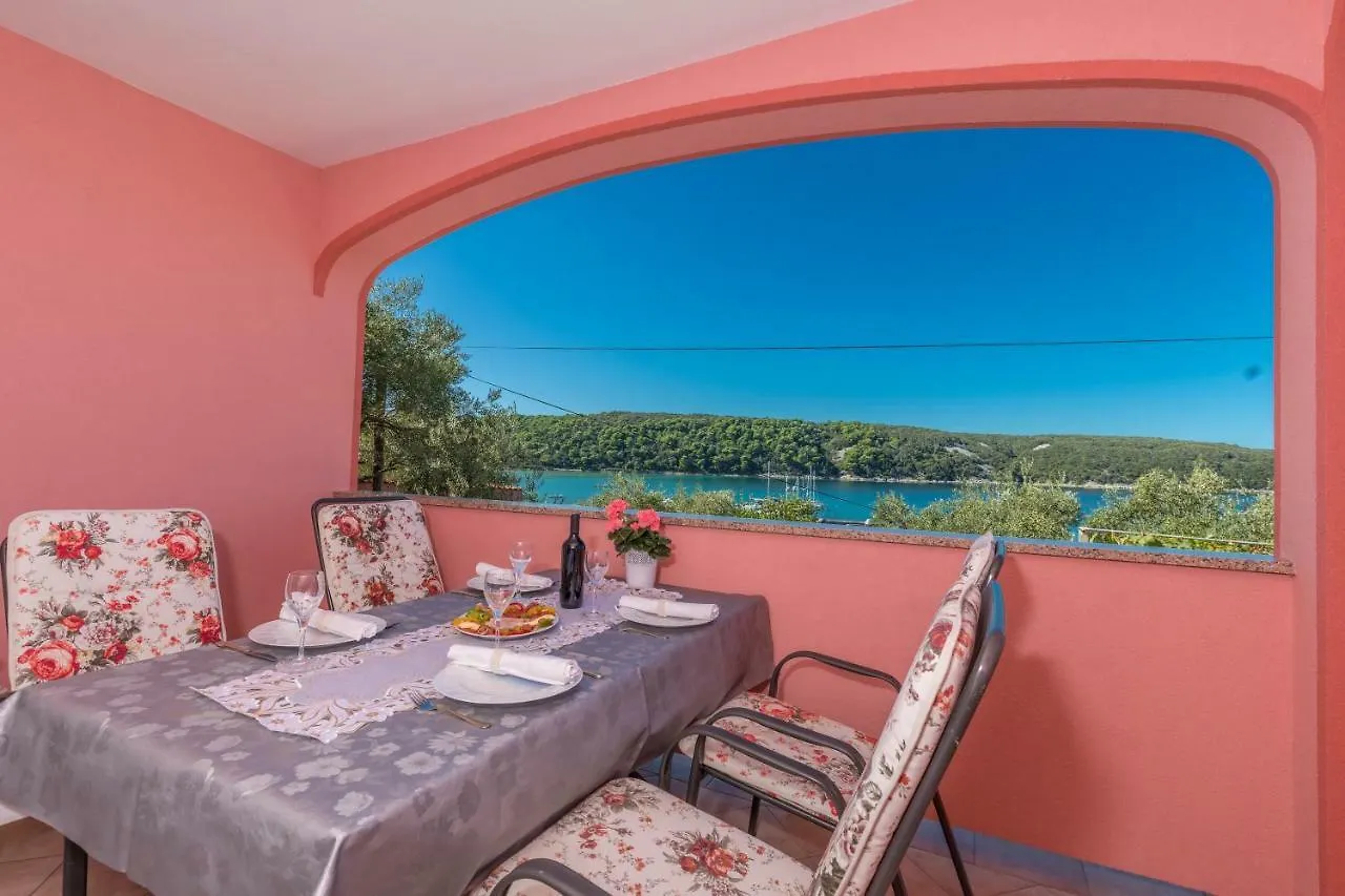 Villa Rossa Apartments Kampor Horvátország